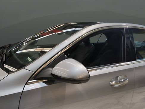 Used 2022 Mercedes-Benz C 300 4MATIC Sedan w/ Exclusive Trim Package image 33