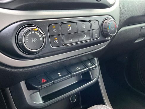 Used 2015 Chevrolet Colorado LT w/ LT Convenience Package RWD image 34