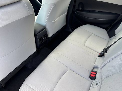 Used 2023 Toyota Corolla Cross LE w/ Moonroof Package AWD/4WD image 12