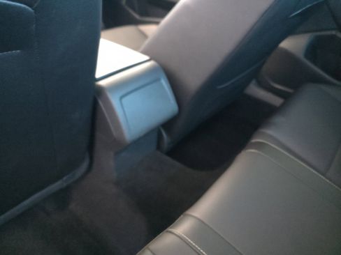 Certified 2023 Volkswagen Jetta SE image 32