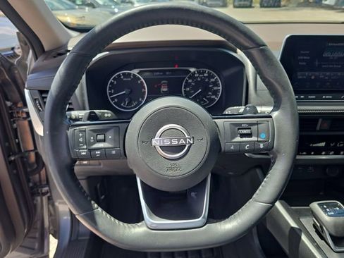 Certified 2023 Nissan Rogue SV w/ SV Premium B Package AWD/4WD image 30