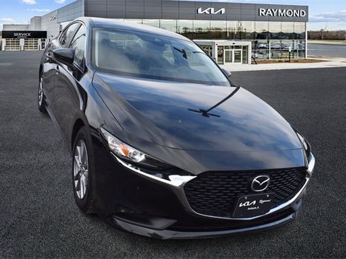 Used 2021 MAZDA MAZDA3 s image 9