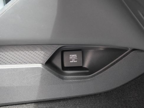 Used 2023 Acura MDX SH-AWD image 38