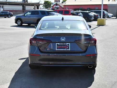 Used 2025 Honda Civic Sport image 7