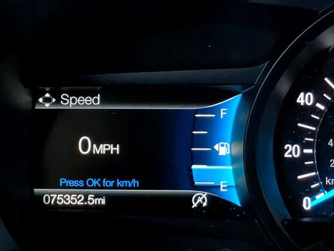 Used 2022 Ford Edge Titanium AWD/4WD image 35