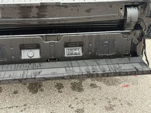 Used 2024 GMC Sierra 1500 Denali Ultimate AWD/4WD image 16