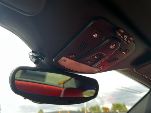 Used 2012 Ferrari California image 18