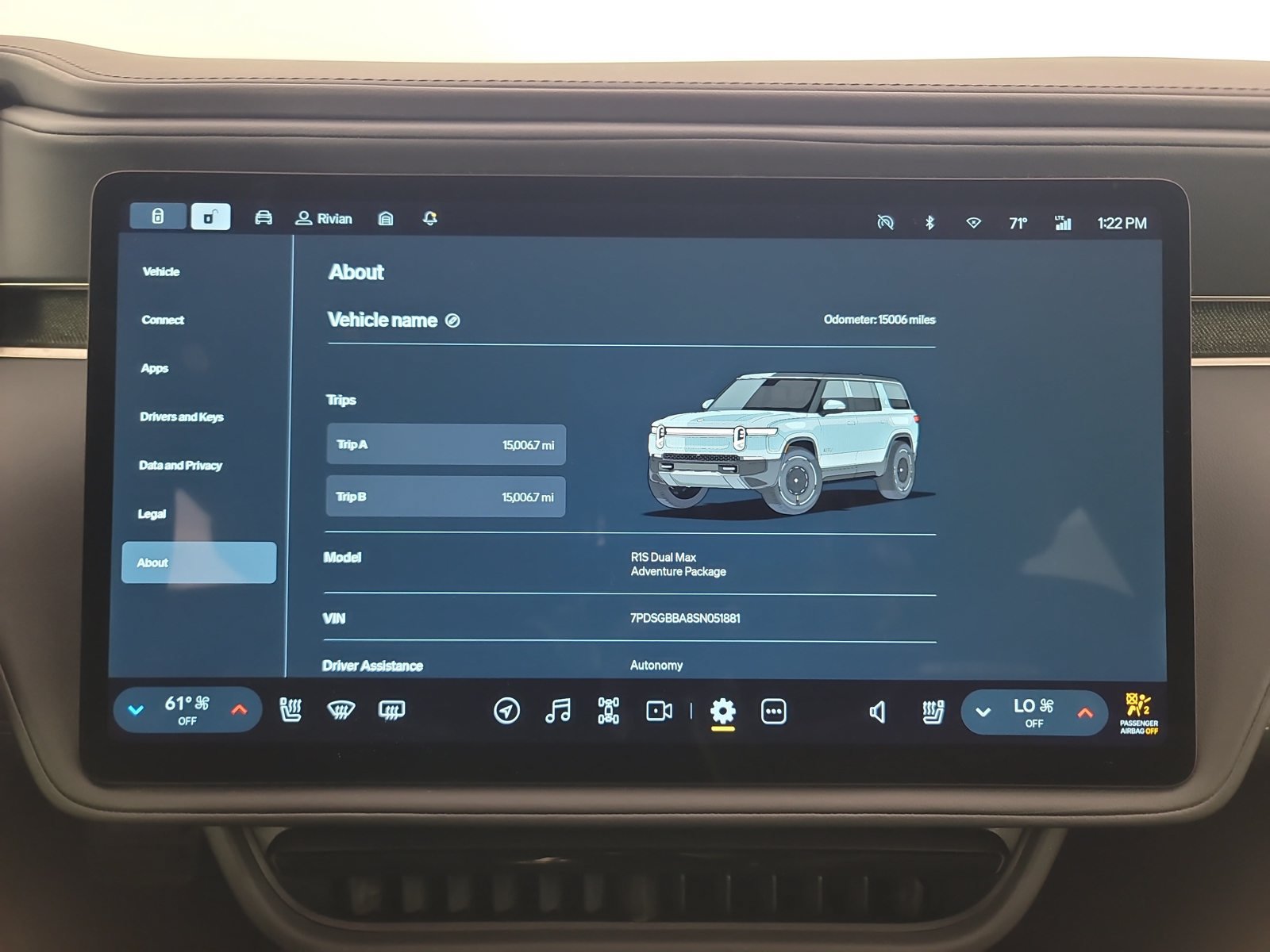 Used 2025 Rivian R1S Adventure Dual AWD/4WD image 29