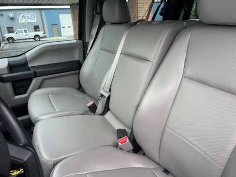 Used 2017 Ford F350 XL w/ Power Equipment Group AWD/4WD image 23
