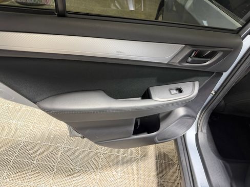 Used 2017 Subaru Outback 2.5i image 22