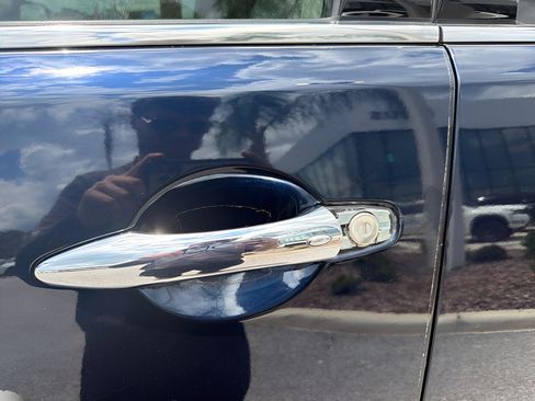 Used 2021 Nissan Armada Platinum RWD image 51