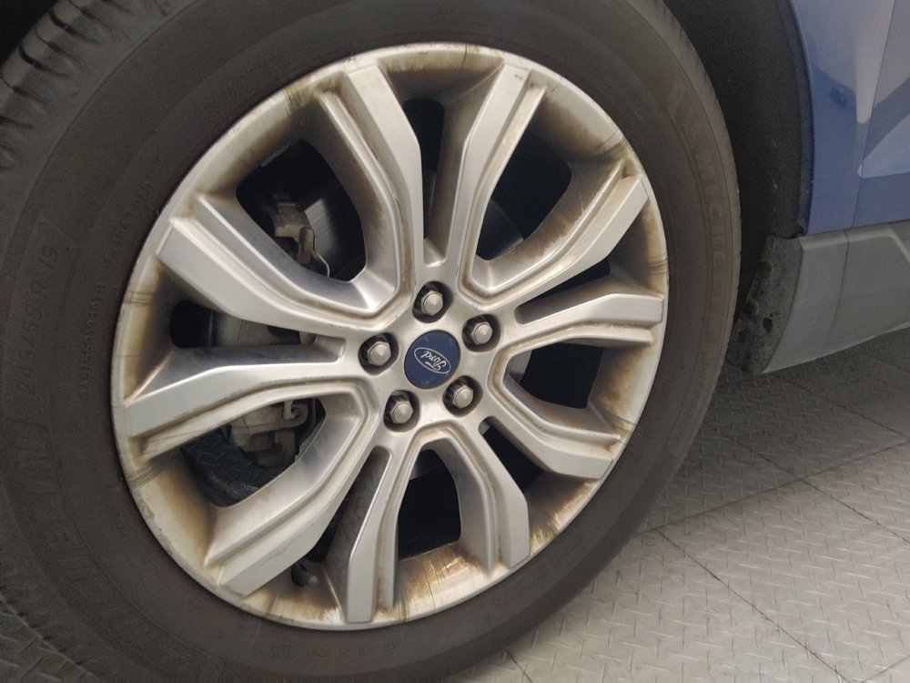 Used 2020 Ford Edge Titanium w/ Equipment Group 301A FWD image 31