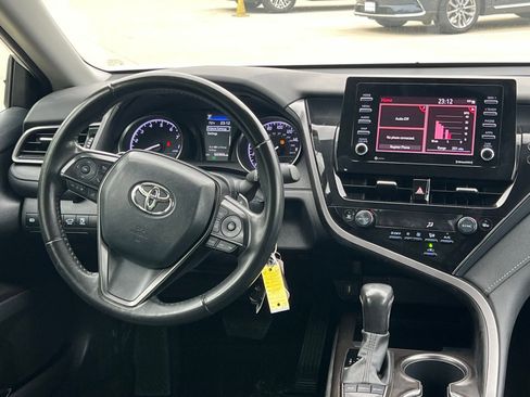 Used 2023 Toyota Camry SE FWD image 17