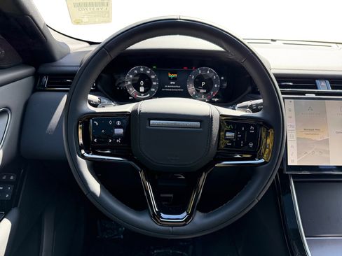 New 2026 Land Rover Range Rover Velar Dynamic SE AWD/4WD image 11