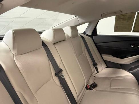 Used 2023 Honda Accord Touring image 43