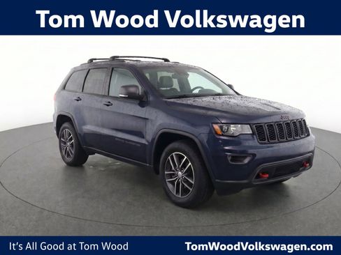 Used 2018 Jeep Grand Cherokee Trailhawk AWD/4WD image 1