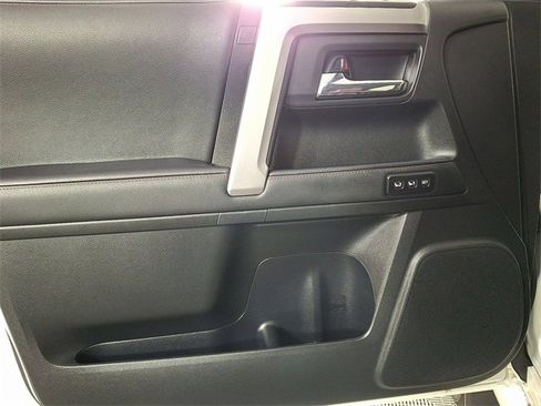 Used 2021 Toyota 4Runner Limited image 14
