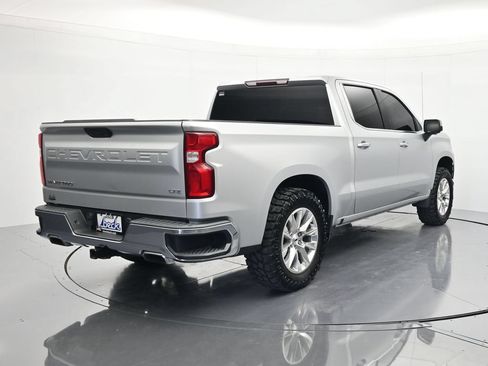 Used 2020 Chevrolet Silverado 1500 LTZ AWD/4WD image 5