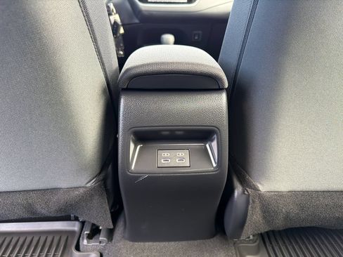 Used 2026 Toyota Corolla LE FWD image 22