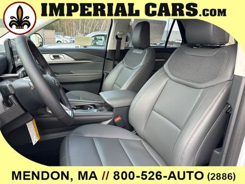 New 2026 Ford Explorer Active w/ Active Comfort Package image 35