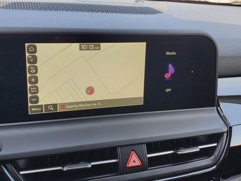 New 2026 Kia Seltos S FWD image 24