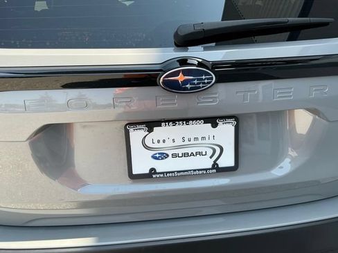 Certified 2025 Subaru Forester Touring AWD/4WD image 4