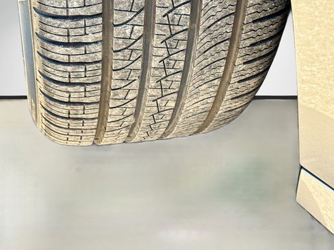 Used 2023 BMW 760i xDrive AWD/4WD image 43