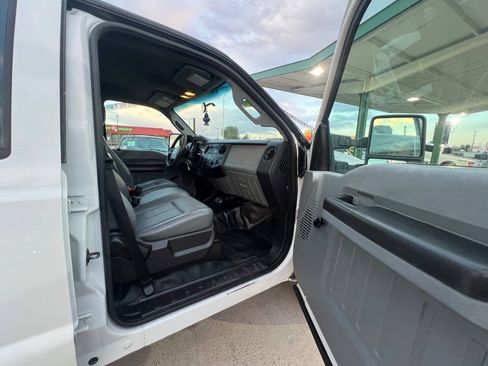 Used 2015 Ford F250 XL w/ Snow Plow Prep Package AWD/4WD image 12
