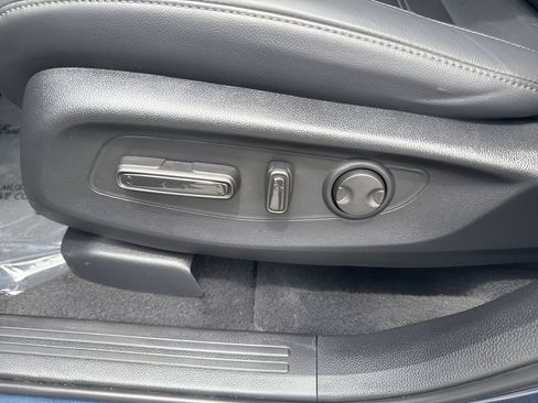 Used 2024 Honda CR-V EX-L image 10
