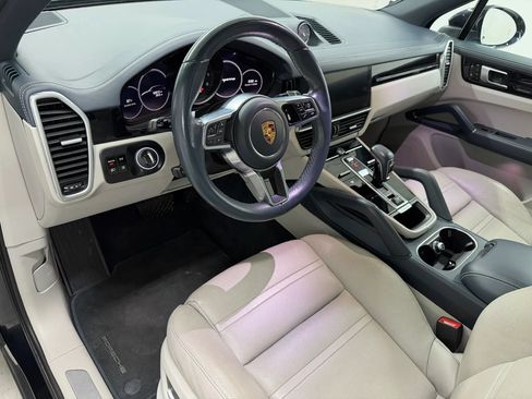 Used 2019 Porsche Cayenne AWD/4WD image 9