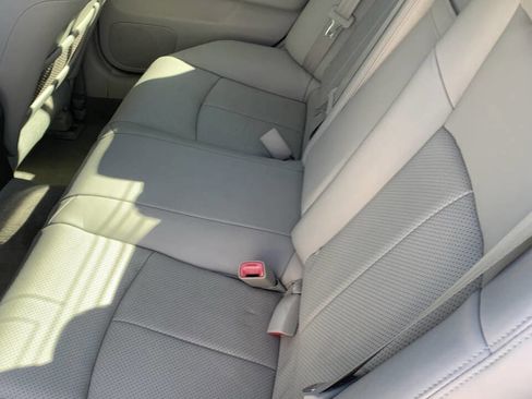 Used 2010 INFINITI G37 Journey w/ Premium Pkg image 21