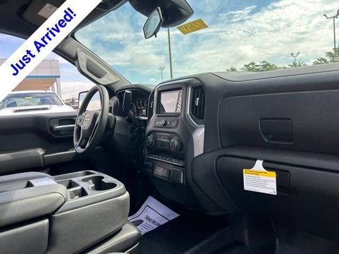 New 2026 Chevrolet Silverado 1500 W/T w/ WT Value Package AWD/4WD image 32