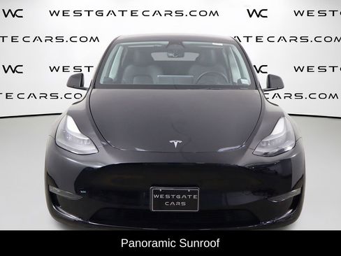 Used 2023 Tesla Model Y Performance image 2