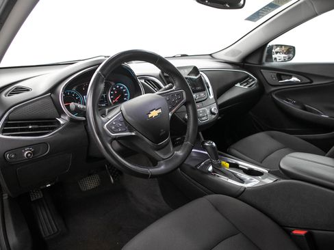 Used 2018 Chevrolet Malibu LT FWD image 22