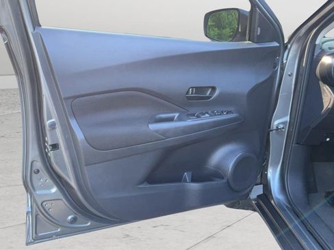 Used 2025 Nissan Kicks Play S FWD image 11