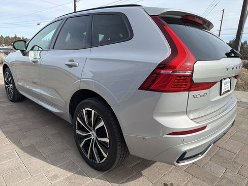 Used 2023 Volvo XC60 B5 Plus w/ Protection Package Premier AWD/4WD image 5