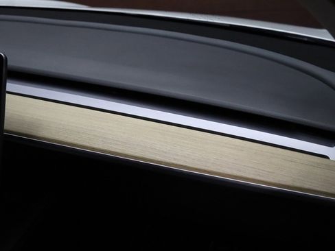 Used 2023 Tesla Model 3 Standard Range image 58