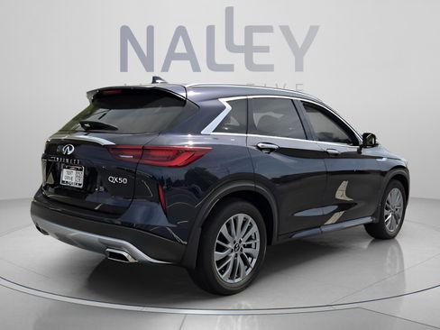 Certified 2025 INFINITI QX50 Luxe image 5