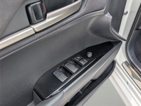 Used 2025 Toyota Camry LE w/ Convenience Package AWD/4WD image 9