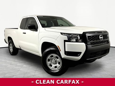 Certified 2025 Nissan Frontier S AWD/4WD image 3