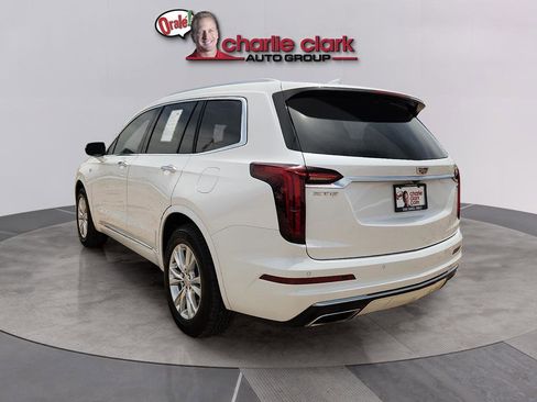 Used 2023 Cadillac XT6 Luxury w/ LPO, Floor Liner Package FWD image 3