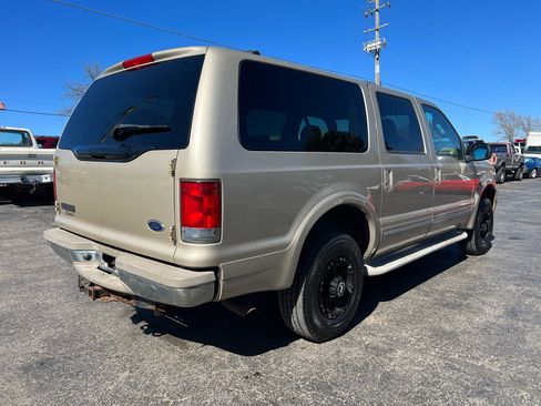 Used 2005 Ford Excursion Limited image 4