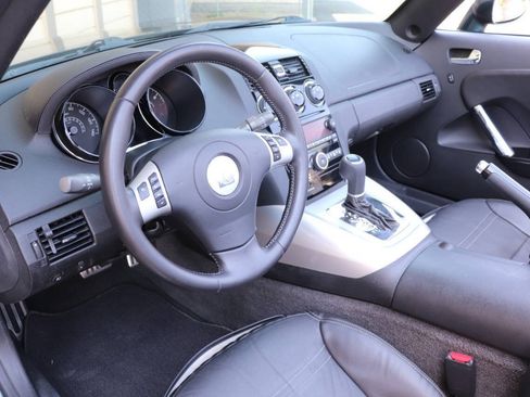 Used 2008 Saturn Sky w/ Premium Trim Package RWD image 18