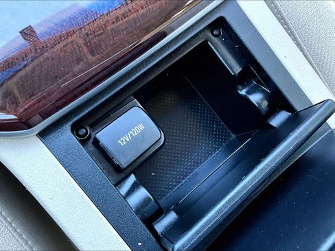 Used 2012 Toyota Camry XLE image 35