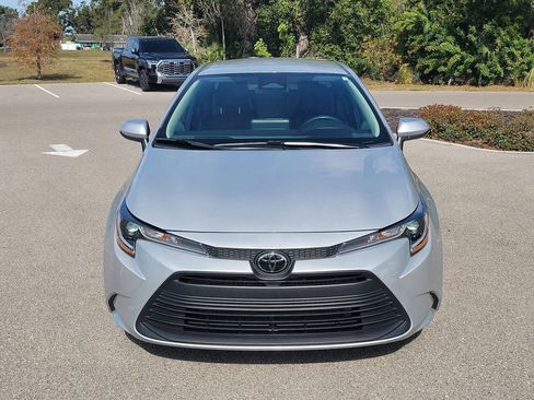 Certified 2024 Toyota Corolla LE image 9