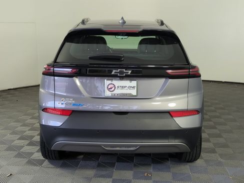 Used 2023 Chevrolet Bolt EUV Premier FWD image 5