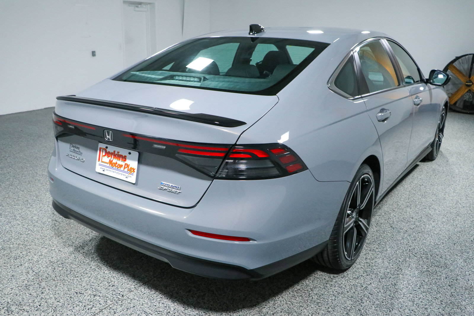 Used 2024 Honda Accord Sport image 7