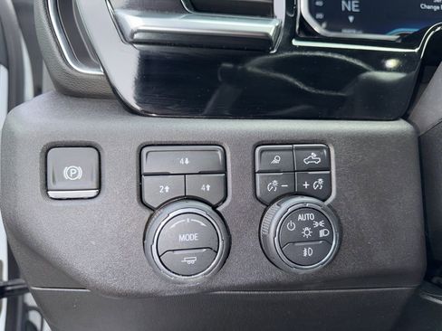 Used 2025 Chevrolet Silverado 3500 LT w/ Safety Package image 19