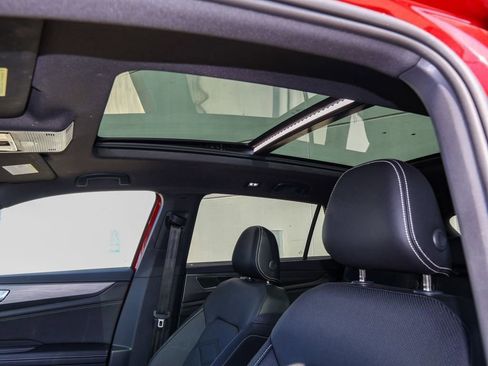 Certified 2025 Volkswagen Atlas Cross Sport SE w/ Panoramic Sunroof Package image 13