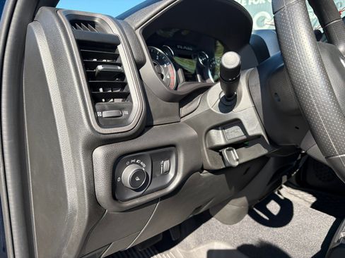 Used 2024 RAM 3500 Tradesman w/ Chrome Appearance Group AWD/4WD image 26
